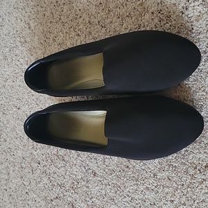 Aetrex Essence black dress shoe, size 7